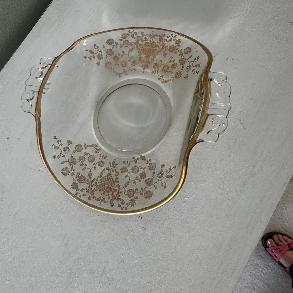 Vintage Cambridge gold glass dish